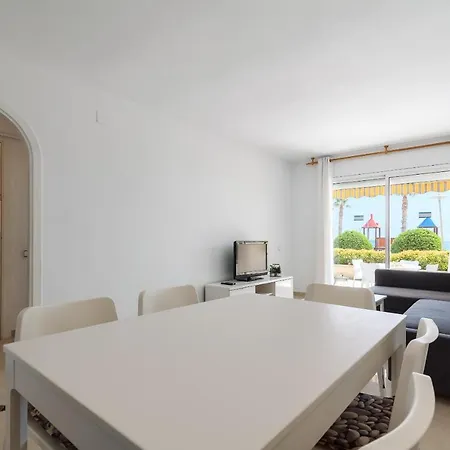 Uhc Los Flamencos Family Apartments Miami Playa Exterior photo