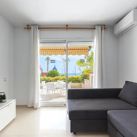 Uhc Los Flamencos Family Apartments Miami Playa Room photo