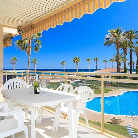 Uhc Los Flamencos Family Apartments Miami Playa Exterior photo